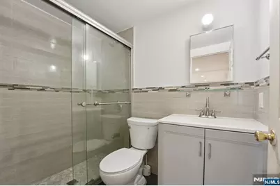 1670 Maple Street, Fort Lee, NJ 07024 - Photo 15