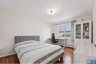 1670 Maple Street, Fort Lee, NJ 07024 - Photo 17