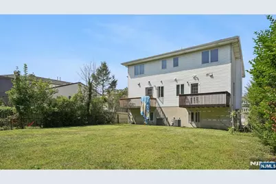 1670 Maple Street, Fort Lee, NJ 07024 - Photo 27