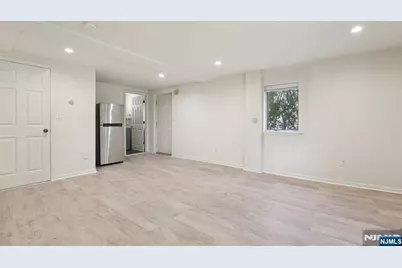 1670 Maple Street, Fort Lee, NJ 07024 - Photo 25