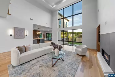 577 Floyd Street, Englewood Cliffs, NJ 07632 - Photo 11