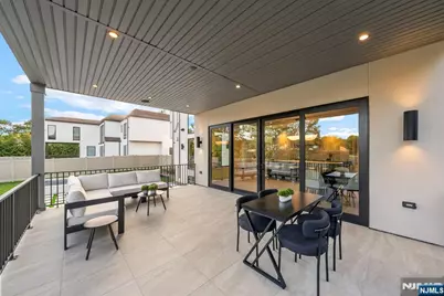 577 Floyd Street, Englewood Cliffs, NJ 07632 - Photo 43