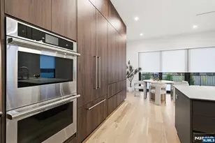 577 Floyd St, Englewood Cliffs, NJ 07632 - Photo 17