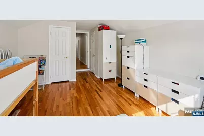 44 Forsythia Lane, Paramus, NJ 07652 - Photo 29