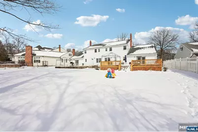 44 Forsythia Lane, Paramus, NJ 07652 - Photo 37