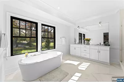 330 Hartshorn Drive, Millburn, NJ 07078 - Photo 31