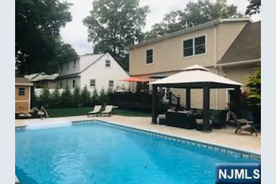 330 Hickory Street, Washington Township, NJ 07676 - Photo 23