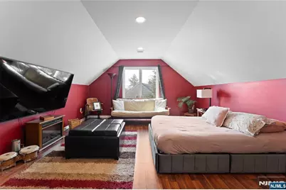 330 Hickory Street, Washington Township, NJ 07676 - Photo 17