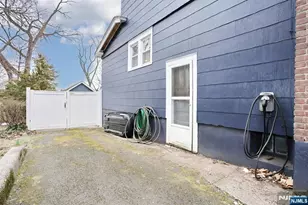 703 Linden Ave, Teaneck Township, NJ 07666 - Photo 27