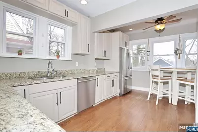 703 Linden Avenue, Teaneck Township, NJ 07666 - Photo 7