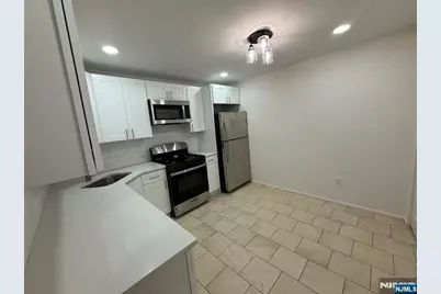 250 Larch Lane, Mahwah, NJ 07430 - Photo 9