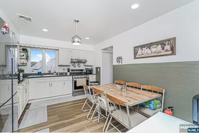 389 Madeline Avenue, Garfield, NJ 07026 - Photo 5