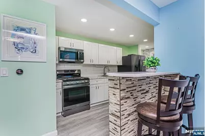 389 Madeline Avenue, Garfield, NJ 07026 - Photo 17