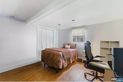 2455 3rd Street, Fort Lee, NJ 07024 - Photo 11