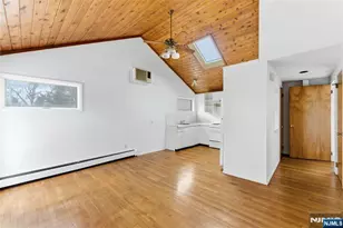 2455 3rd St, Fort Lee, NJ 07024 - Photo 29