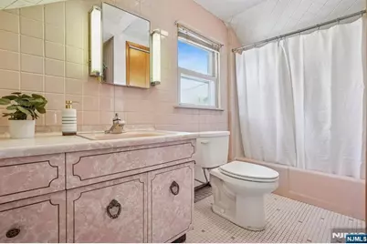 649 8th Street, Carlstadt, NJ 07072 - Photo 31