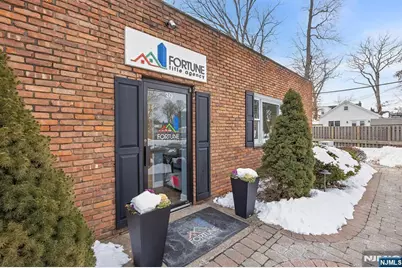 39 Woodland Road, Roseland, NJ 07068 - Photo 3