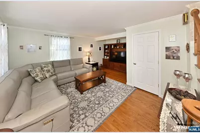 50 Catherine Avenue, Saddle Brook Township, NJ 07663 - Photo 3