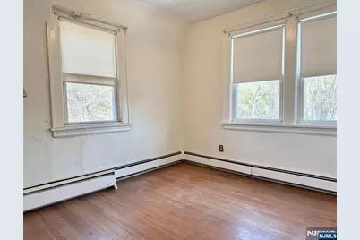 25-27 Newark Pompton Turnpike, Wayne, NJ 07470 - Photo 11