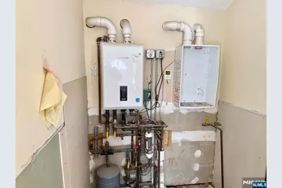 25-27 Newark Pompton Turnpike, Wayne, NJ 07470 - Photo 19