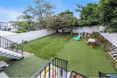 437 Walker Street, Fairview, NJ 07022 - Photo 33