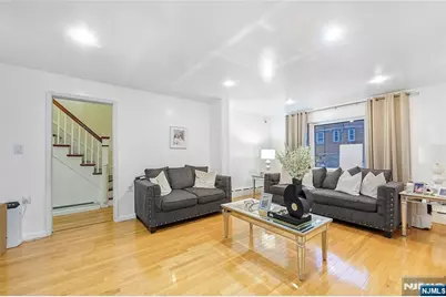 437 Walker Street, Fairview, NJ 07022 - Photo 7