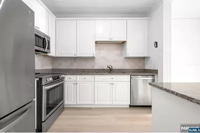 22 Ave At Port Imperial 403 #403, West New York, NJ 07093 - Photo 9