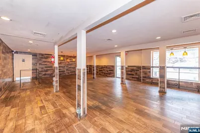 219 Hamburg Turnpike, Bloomingdale, NJ 07403 - Photo 19