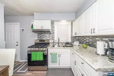 219 Hamburg Turnpike, Bloomingdale, NJ 07403 - Photo 39