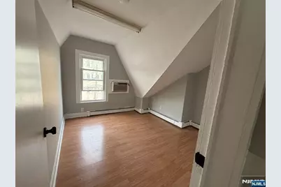 26 Hemlock Street 3 #3, Paterson, NJ 07503 - Photo 3