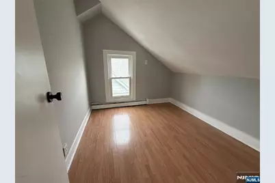 26 Hemlock Street 3 #3, Paterson, NJ 07503 - Photo 9