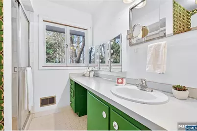 224 Miller Road, Mahwah, NJ 07430 - Photo 19