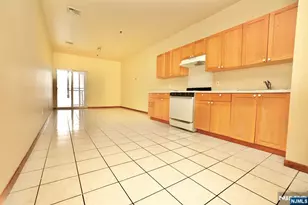 138-140 Fleming Ave 3C, Newark, NJ 07105 - Photo 5