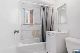 412 Walker St, Fairview, NJ 07022 - Photo 11