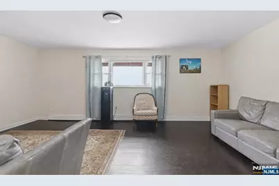412 Walker Street, Fairview, NJ 07022 - Photo 3