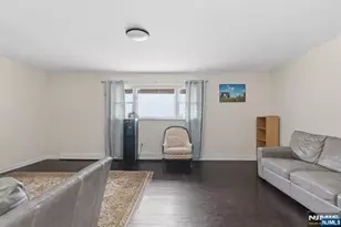 412 Walker St, Fairview, NJ 07022 - Photo 3