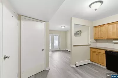 412 Walker Street, Fairview, NJ 07022 - Photo 25