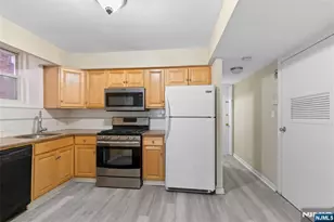 412 Walker St, Fairview, NJ 07022 - Photo 21