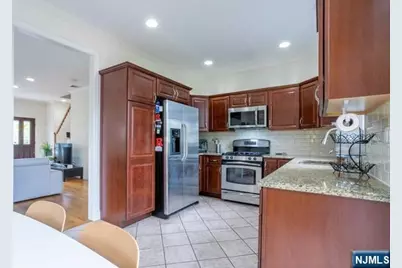 25 Mahan Street, Tenafly, NJ 07670 - Photo 9