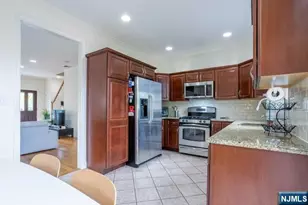 25 Mahan St, Tenafly, NJ 07670 - Photo 9