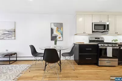 325 5th Street 2 #2, Jersey City, NJ 07302 - Photo 9