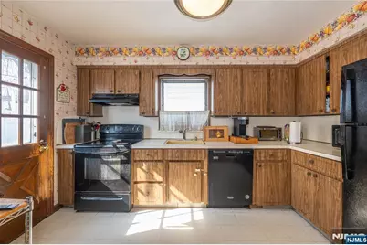 492 North Avenue, Wood Ridge, NJ 07075 - Photo 11