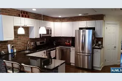 16 Irving Avenue 2 #2, Englewood Cliffs, NJ 07632 - Photo 1