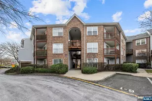 152 Lynette Dr, Fort Lee, NJ 07024 - Photo 1