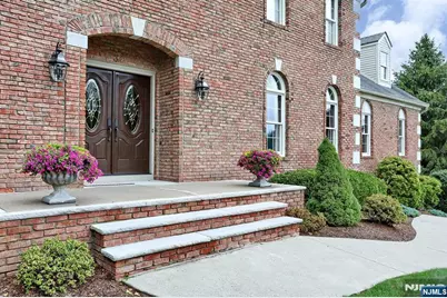 34 Crocker Mansion Drive, Mahwah, NJ 07430 - Photo 3