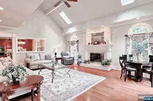 34 Crocker Mansion Dr, Mahwah, NJ 07430 - Photo 15