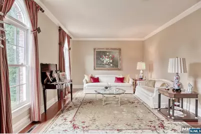 34 Crocker Mansion Drive, Mahwah, NJ 07430 - Photo 5