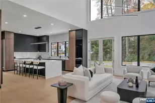 801 Godwin Rd, Paramus, NJ 07652 - Photo 21