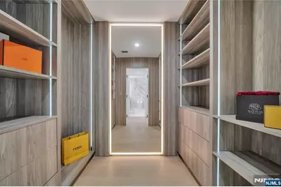 801 Godwin Road, Paramus, NJ 07652 - Photo 39