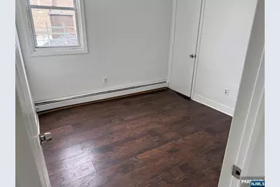 395 Bergen Avenue, Jersey City, NJ 07304 - Photo 45